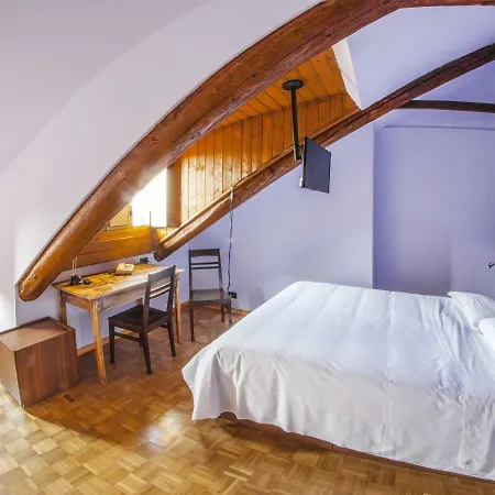 Monolocali Mansardati Centro Angolo Cottura Su Richiesta Apartment *