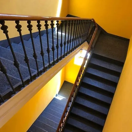 Apartment Monolocali Mansardati Centro Angolo Cottura Su Richiesta *