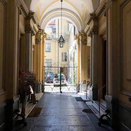 Monolocali Mansardati Centro Angolo Cottura Su Richiesta Turin