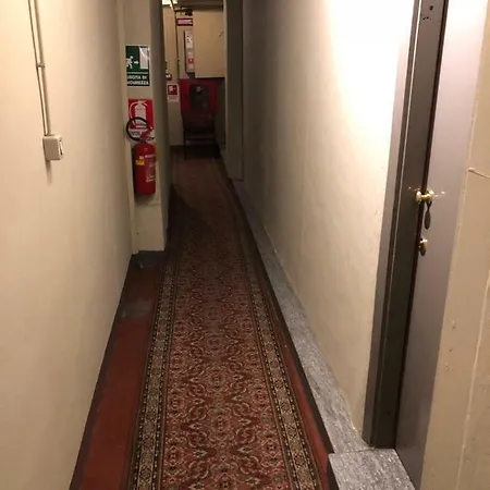 Apartment Monolocali Mansardati Centro Angolo Cottura Su Richiesta *